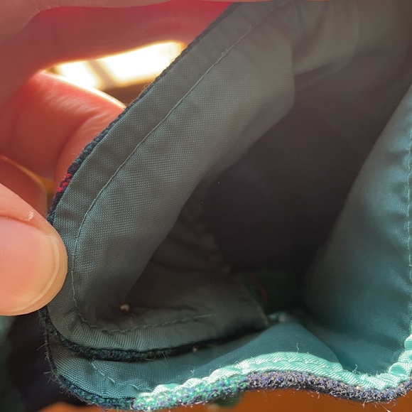 Vintage 🪵 plaid wool button down - Picture 8 of 8